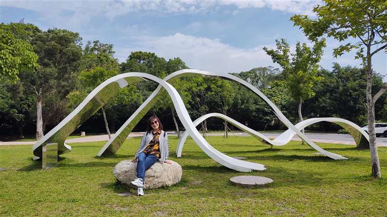 Click to go back