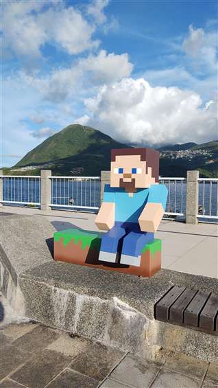 Click to go back