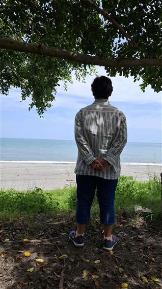 Click to go back