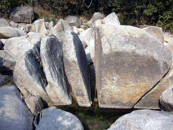 Click to go back